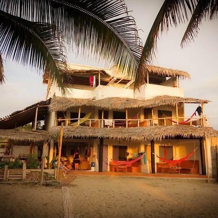 קנואה Beach Front Bungalows At The Coconut מראה חיצוני תמונה